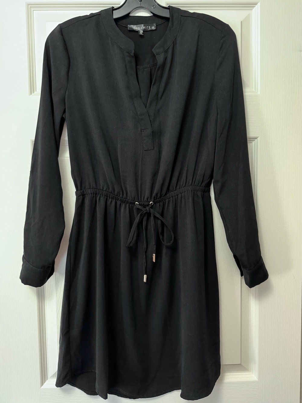 Dynamite Black Long Sleeve Drawstring Waist Tunic Dress